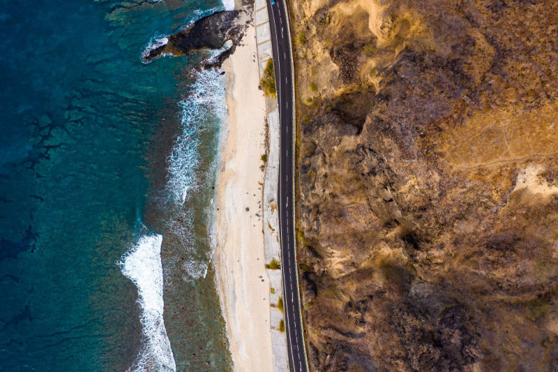 ÎLE DE LA RÉUNION / ROUTE BORD DE L'OCÉAN 